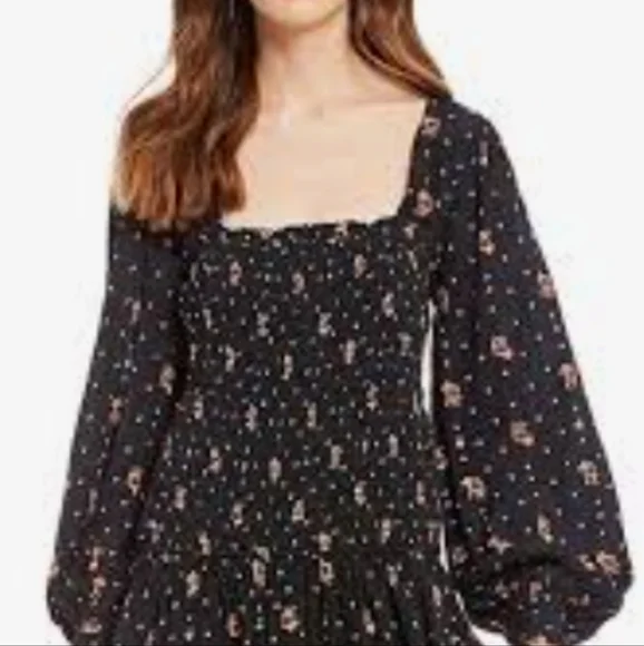 Celebrity Pink Floral Black Dress NWT - Picture 2 of 14